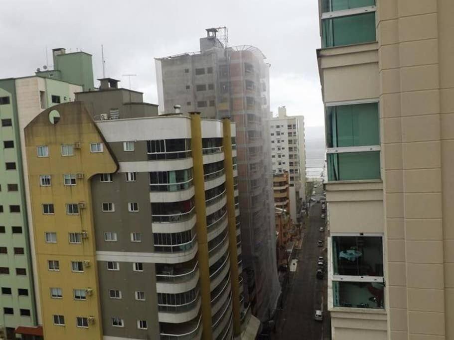 Apto Almeida E Moraes 3 Proximo A Meia Apartment Itapema
