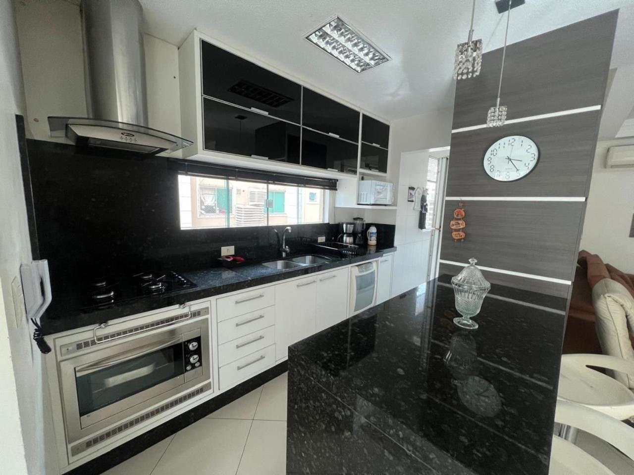 Apartment Apto Almeida E Moraes 3 Proximo A Meia Itapema